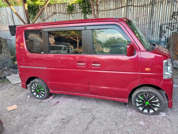TRANSPORTER 4X2 WAGON  RED - Image 14
