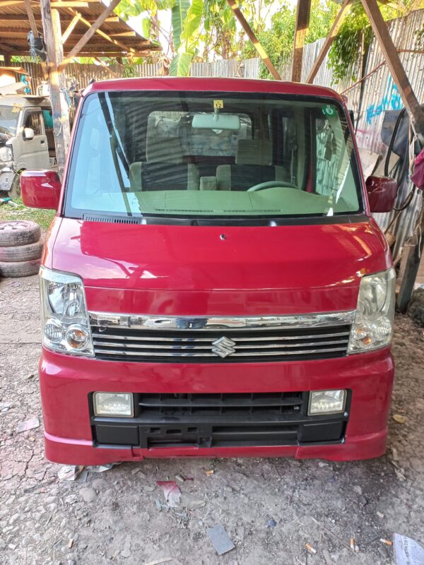 TRANSPORTER 4X2 WAGON  RED - Image 13