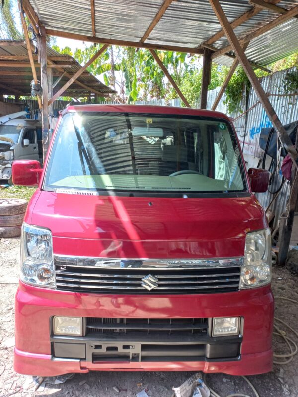 TRANSPORTER 4X2 WAGON  RED - Image 9