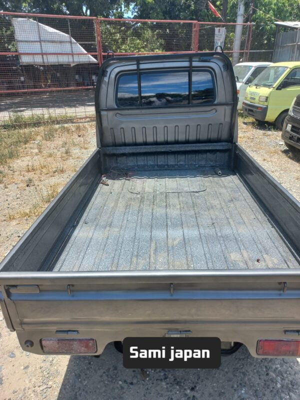 scurum 4x4 picup - Image 16