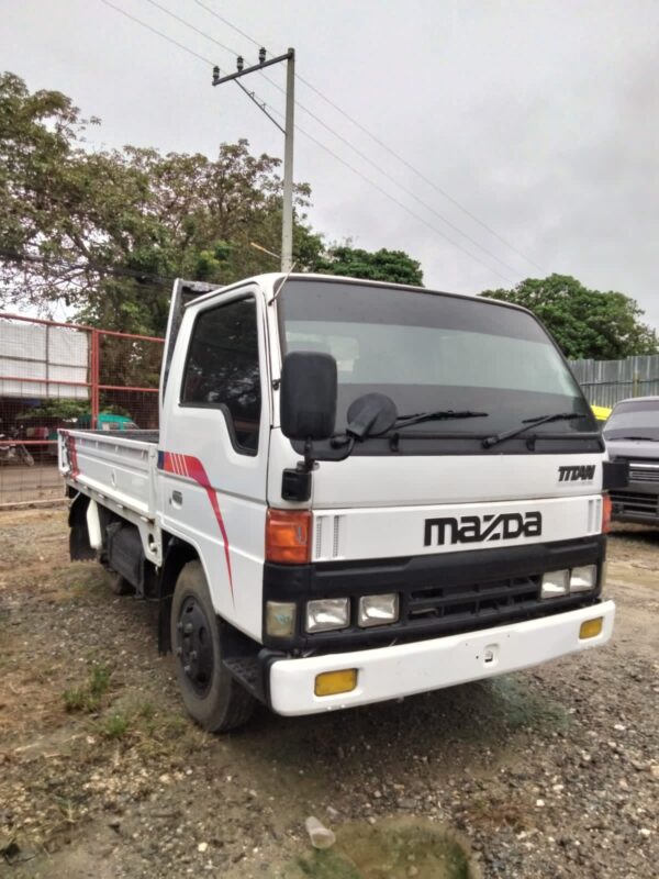 MAZDA TITAN 12FT.