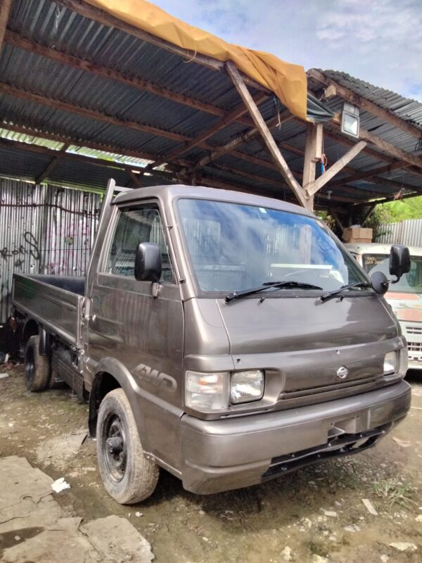 BONGO NISSAN 4X4 - Image 6