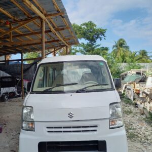 DA64V 4x2 Transporter