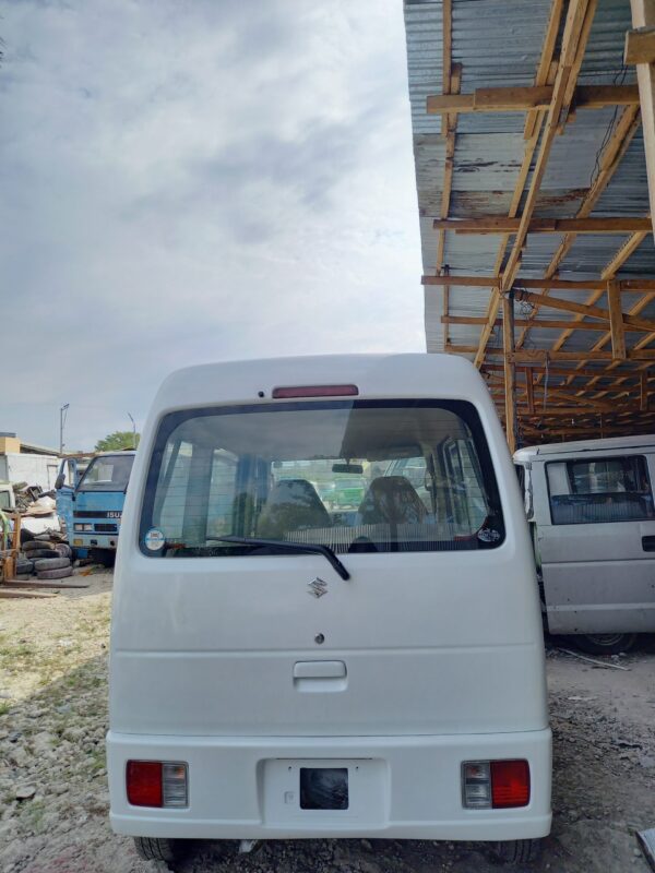 DA64V 4x2 Transporter - Image 13