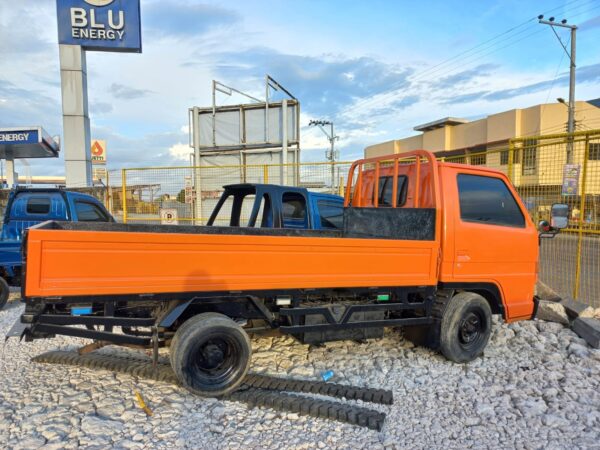 ISUZU ELF 10FT. - Image 3