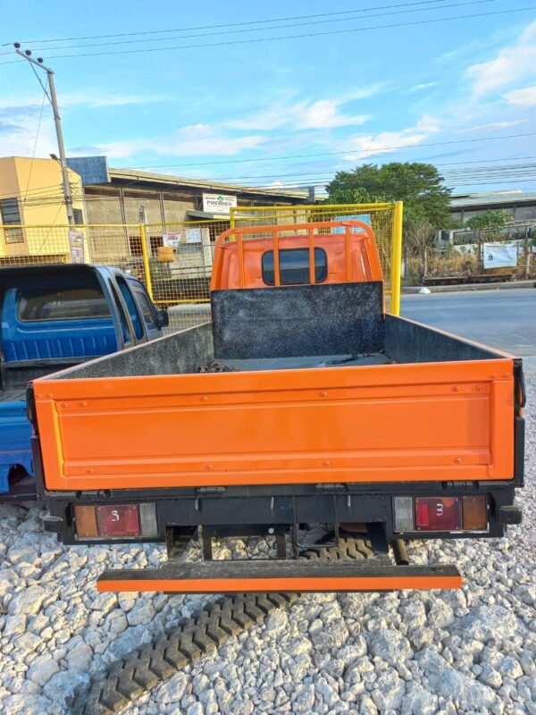 ISUZU ELF 10FT. - Image 7
