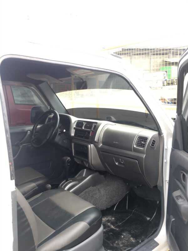 SUZUKI JIMNY 4x4 AT - Image 9