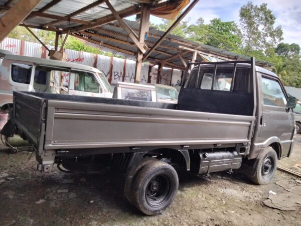 NISSAN BONGO 4x4 - Image 2